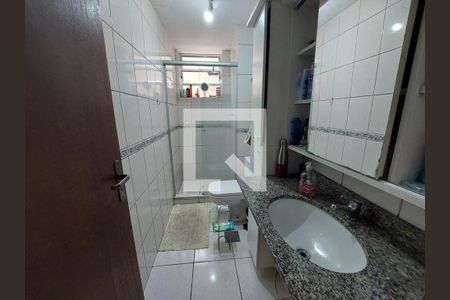 Apartamento à venda com 54m², 2 quartos e 1 vaga Apartamento à venda com 54m², 2 quartos e 1 vagaBanheiro