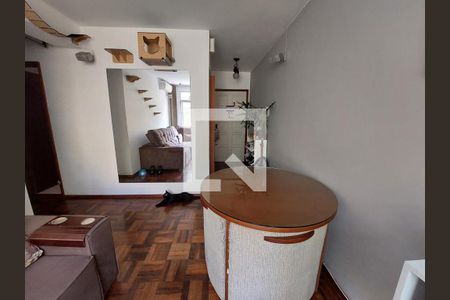 Apartamento à venda com 54m², 2 quartos e 1 vaga Apartamento à venda com 54m², 2 quartos e 1 vagaSala
