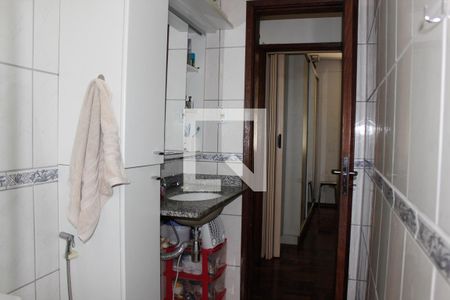 Apartamento à venda com 54m², 2 quartos e 1 vaga Apartamento à venda com 54m², 2 quartos e 1 vagaBanheiro