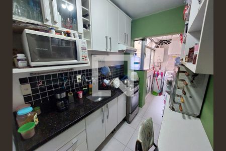 Apartamento à venda com 54m², 2 quartos e 1 vaga Apartamento à venda com 54m², 2 quartos e 1 vagaCozinha