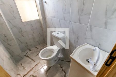 Banheiro  de apartamento para alugar com 2 quartos, 45m² em Jardim Catanduva, São Paulo