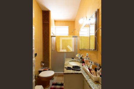 Apartamento à venda com 110m², 2 quartos e sem vaga Apartamento à venda com 110m², 2 quartos e sem vagaDetalhe do banheiro social