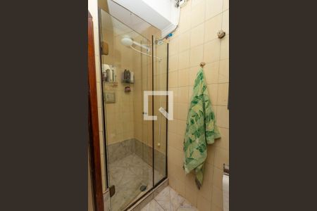 Casa à venda com 350m², 4 quartos e 2 vagas Casa à venda com 350m², 4 quartos e 2 vagasBanheiro da suíte 3