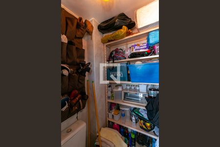 Apartamento à venda com 65m², 2 quartos e 1 vaga Apartamento à venda com 65m², 2 quartos e 1 vagaCozinha e Área de Serviço