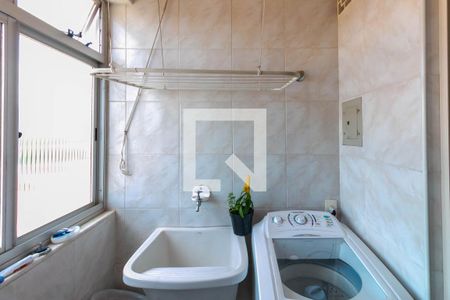 Apartamento à venda com 65m², 2 quartos e 1 vaga Apartamento à venda com 65m², 2 quartos e 1 vagaCozinha e Área de Serviço