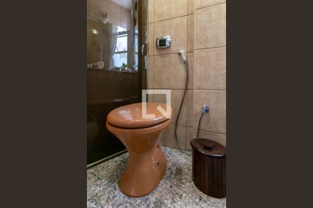 Apartamento à venda com 65m², 2 quartos e 1 vaga Apartamento à venda com 65m², 2 quartos e 1 vagaBanheiro Social