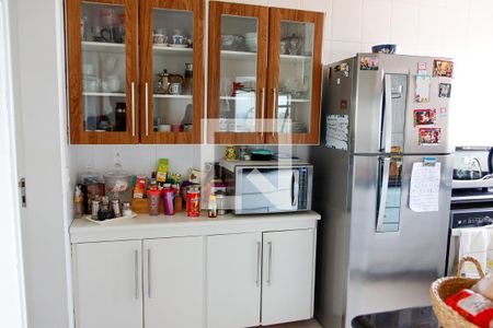 Apartamento para alugar com 181m², 3 quartos e 3 vagas Apartamento para alugar com 181m², 3 quartos e 3 vagasCozinha