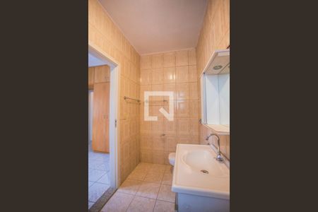 Casa à venda com 118m², 4 quartos e 2 vagas Casa à venda com 118m², 4 quartos e 2 vagasBanheiro Suíte