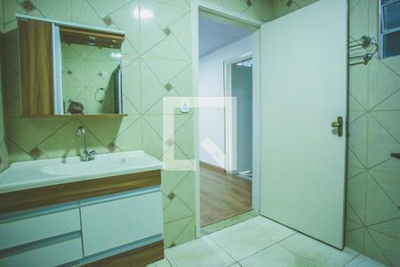 Casa à venda com 118m², 4 quartos e 2 vagas Casa à venda com 118m², 4 quartos e 2 vagasBanheiro de Serviço