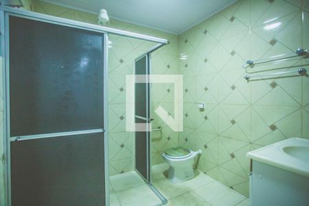 Casa à venda com 118m², 4 quartos e 2 vagas Casa à venda com 118m², 4 quartos e 2 vagasBanheiro de Serviço