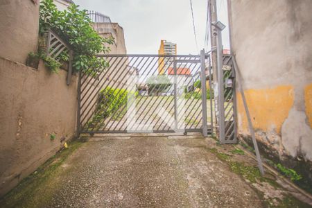 Casa à venda com 118m², 4 quartos e 2 vagas Casa à venda com 118m², 4 quartos e 2 vagasFachada