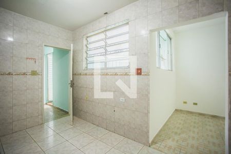 Casa à venda com 118m², 4 quartos e 2 vagas Casa à venda com 118m², 4 quartos e 2 vagasCozinha