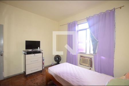 Apartamento à venda com 75m², 2 quartos e 1 vagaQuarto 2