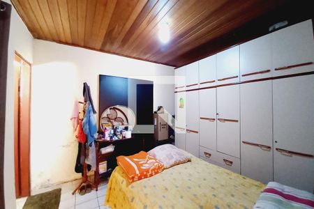 Casa à venda com 319m², 4 quartos e 5 vagasQuarto Suíte