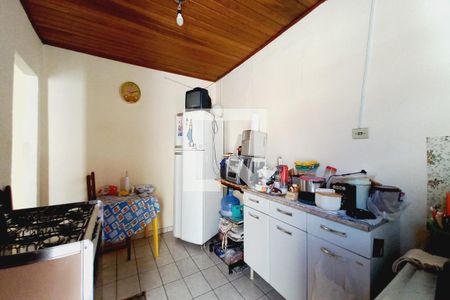 Casa à venda com 319m², 4 quartos e 5 vagasCozinha 