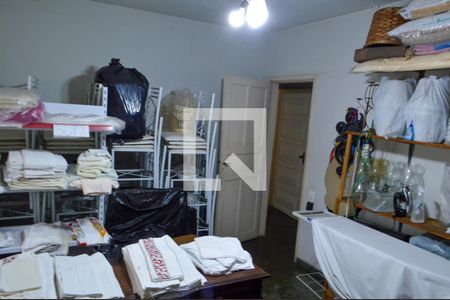 Casa à venda com 650m², 5 quartos e 5 vagas Casa à venda com 650m², 5 quartos e 5 vagasQuarto 1