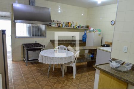 Casa à venda com 650m², 5 quartos e 5 vagas Casa à venda com 650m², 5 quartos e 5 vagasCozinha 1