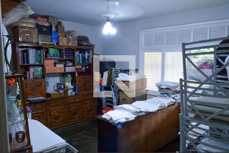 Casa à venda com 650m², 5 quartos e 5 vagas Casa à venda com 650m², 5 quartos e 5 vagasQuarto 1