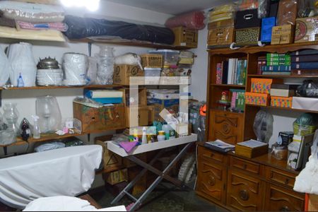 Casa à venda com 650m², 5 quartos e 5 vagas Casa à venda com 650m², 5 quartos e 5 vagasQuarto 1