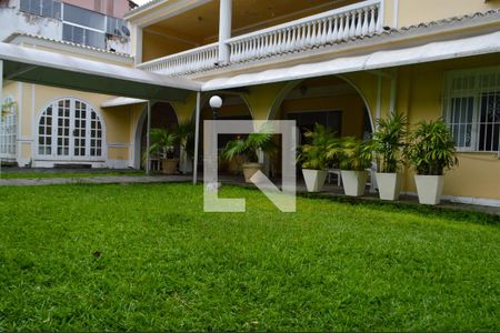 Casa à venda com 650m², 5 quartos e 5 vagas Casa à venda com 650m², 5 quartos e 5 vagasVaranda 1