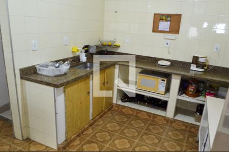 Casa à venda com 650m², 5 quartos e 5 vagas Casa à venda com 650m², 5 quartos e 5 vagasCozinha 1