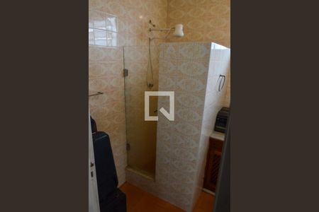 Casa à venda com 650m², 5 quartos e 5 vagas Casa à venda com 650m², 5 quartos e 5 vagasBanheiro Social