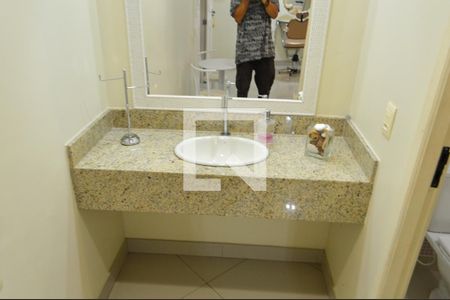 Casa à venda com 650m², 5 quartos e 5 vagas Casa à venda com 650m², 5 quartos e 5 vagasBanheiro da Suíte 1