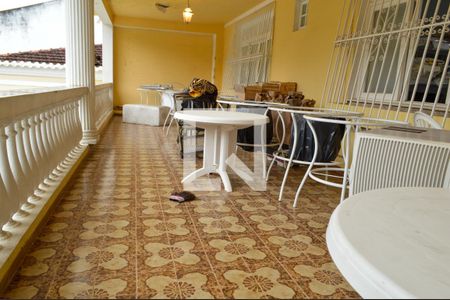 Casa à venda com 650m², 5 quartos e 5 vagas Casa à venda com 650m², 5 quartos e 5 vagasVaranda 2