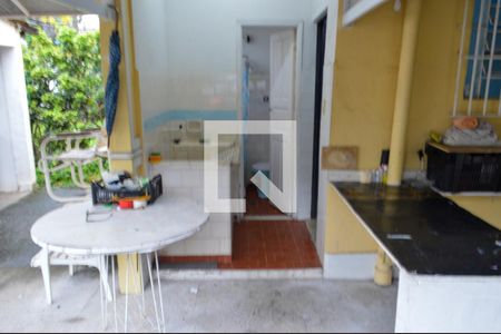 Casa à venda com 650m², 5 quartos e 5 vagas Casa à venda com 650m², 5 quartos e 5 vagasÁrea de Serviço