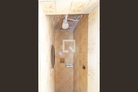 Casa à venda com 192m², 5 quartos e 2 vagas Casa à venda com 192m², 5 quartos e 2 vagasCasa 2 -Banheiro 2