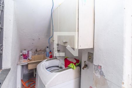 Casa à venda com 192m², 5 quartos e 2 vagas Casa à venda com 192m², 5 quartos e 2 vagasCasa 2 -Área de Serviço