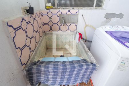 Casa à venda com 192m², 5 quartos e 2 vagas Casa à venda com 192m², 5 quartos e 2 vagasCasa 1 -Área de Serviço