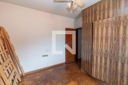 Casa à venda com 192m², 5 quartos e 2 vagas Casa à venda com 192m², 5 quartos e 2 vagasCasa 1 - Quarto 3