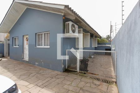 Casa à venda com 150m², 2 quartos e 6 vagas Casa à venda com 150m², 2 quartos e 6 vagasCanil