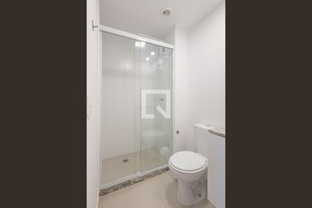 Banheiro de apartamento para alugar com 1 quarto, 32m² em Jardim Paulista, São Paulo