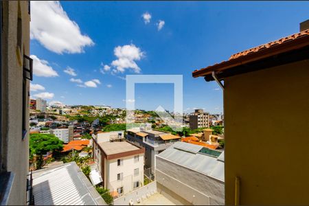Apartamento à venda com 110m², 3 quartos e 1 vaga Apartamento à venda com 110m², 3 quartos e 1 vagaVista