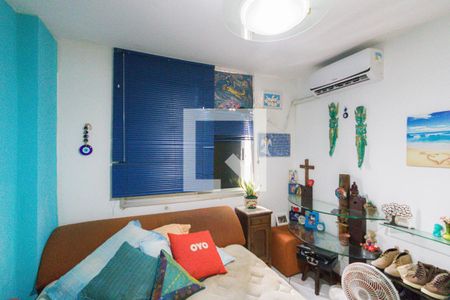 Apartamento à venda com 232m², 3 quartos e 2 vagas Apartamento à venda com 232m², 3 quartos e 2 vagasQuarto 2 - Suíte