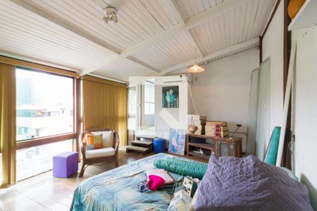 Apartamento à venda com 232m², 3 quartos e 2 vagas Apartamento à venda com 232m², 3 quartos e 2 vagasQuarto 3 - Suíte