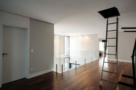 Casa à venda com 607m², 7 quartos e 8 vagasAcesso para as suítes