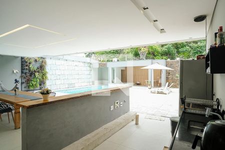 Casa à venda com 607m², 7 quartos e 8 vagasEspaço Gourmet