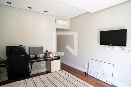 Casa à venda com 607m², 7 quartos e 8 vagasSuíte 3