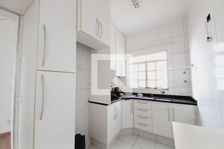 Casa de condomínio à venda com 120m², 2 quartos e 2 vagas Casa de condomínio à venda com 120m², 2 quartos e 2 vagasCozinha
