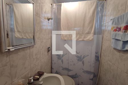 Casa à venda com 177m², 5 quartos e 7 vagasBanheiro de Serviço