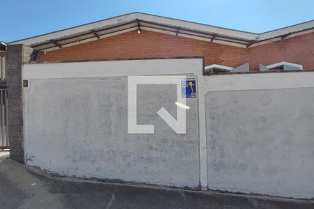 Casa à venda com 177m², 5 quartos e 7 vagasPLACA INSTALADA NA FACHADA