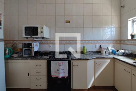 Casa à venda com 177m², 5 quartos e 7 vagasCozinha