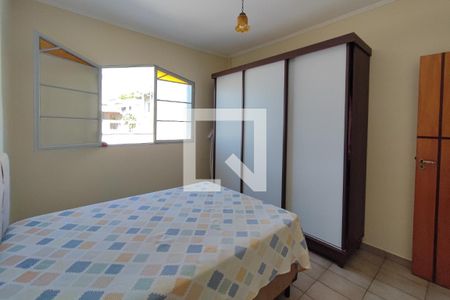 Casa à venda com 177m², 5 quartos e 7 vagasQuarto 2