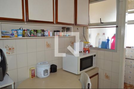 Apartamento à venda com 56m², 2 quartos e 1 vagaCozinha
