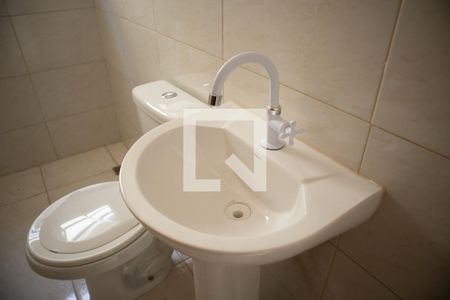 Banheiro de apartamento para alugar com 1 quarto, 25m² em Tremembé, São Paulo