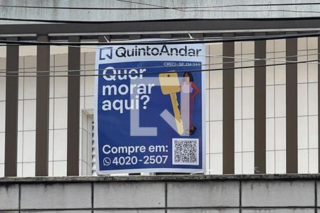 Casa à venda com 210m², 3 quartos e 3 vagas Casa à venda com 210m², 3 quartos e 3 vagasSacada