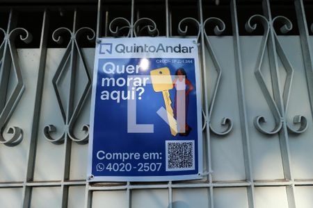 Casa à venda com 162m², 3 quartos e 2 vagasPlaquinha